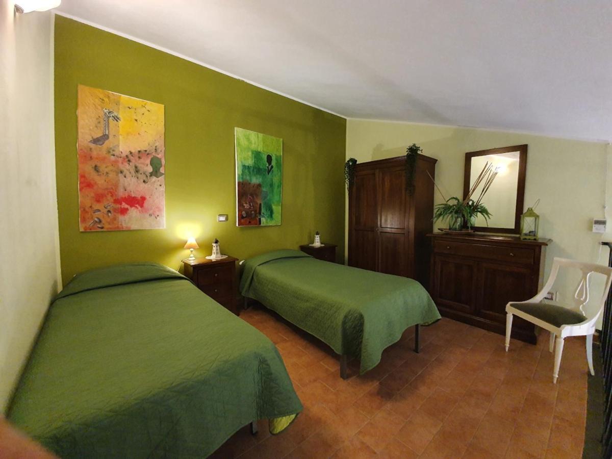 Bio Agriturismo Valle Dei Calanchi Castiglione In Teverina Exterior photo