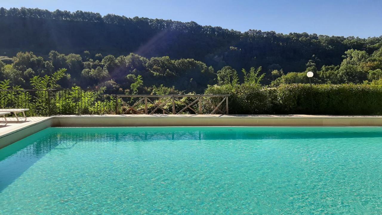 Bio Agriturismo Valle Dei Calanchi Castiglione In Teverina Exterior photo